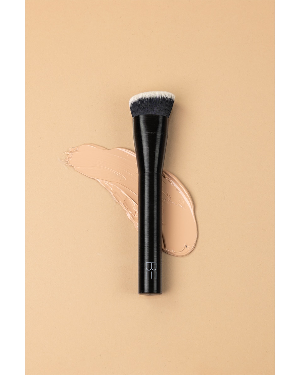 BE Creative Make Up PRO ARTIST TOOL PINCEAUX POUR FOND DE TEINT FEATHER FINISH 1 ST 2
