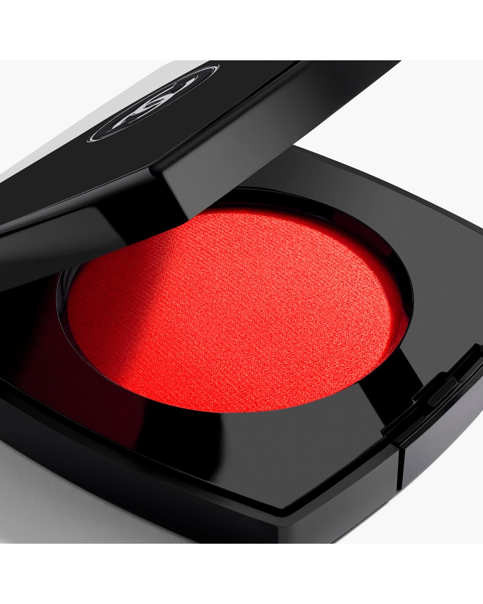 Chanel JOUES CONTRASTE INTENSE FARD À JOUES CRÈME EN POUDRE ROUGE FRANC 2