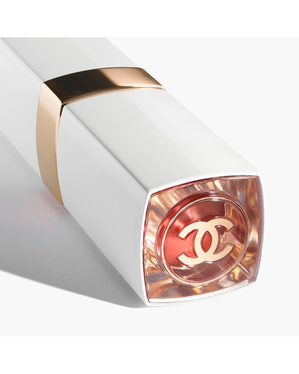 Chanel ROUGE COCO BAUME - BRILLANT LE BAUME TEINTÉ HYDRATANT EMBELLISSEUR. INTENSITÉ SUR MESURE TENDER PEACH 2