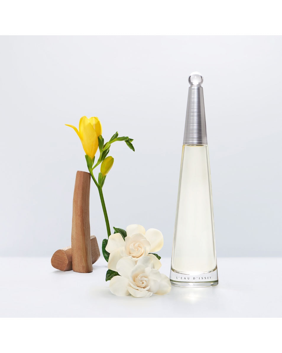 ISSEY MIYAKE L'EAU D'ISSEY EAU DE PARFUM RESSOURCABLE 50 ML 2