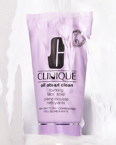 CLINIQUE FOAMING FACIAL SOAP CRÈME MOUSSE NETTOYANTE - PEAU TRÈS SÈCHE À MIXTE 150 ML
