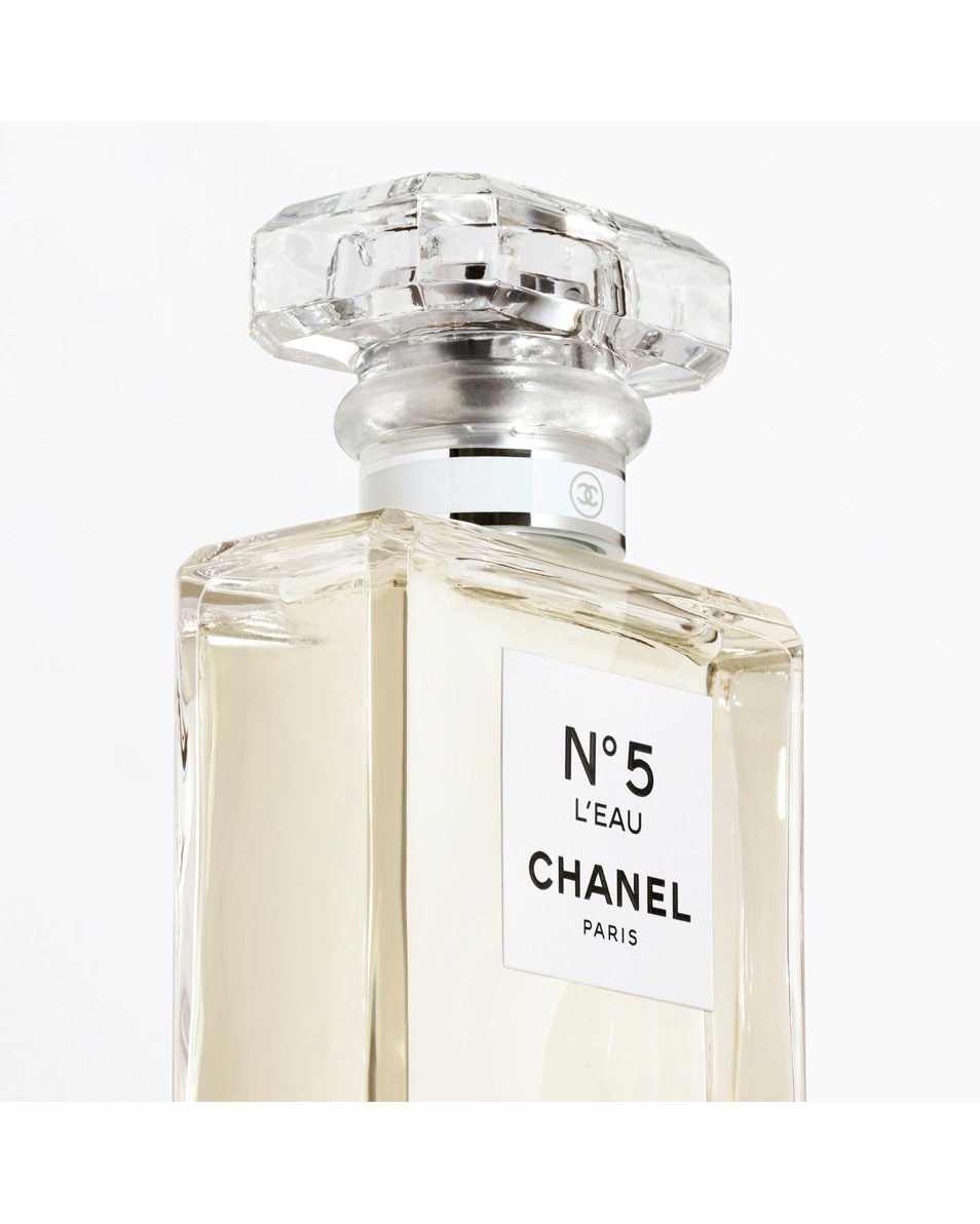 EAU DE TOILETTE VAPORISATEUR