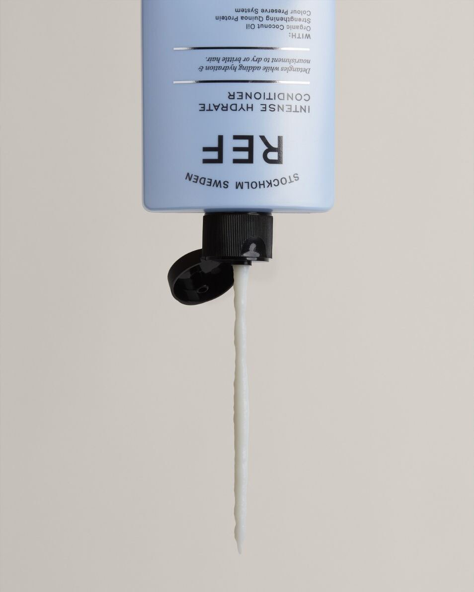REF STOCKHOLM Intense Hydrate Après-shampooing 245 ML 2