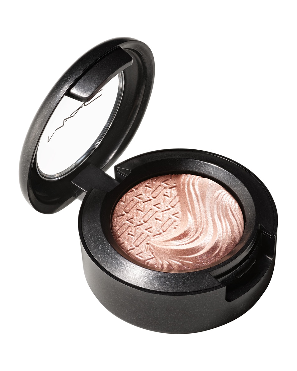 M.A.C IN EXTRA DIMENSION EYE SHADOW FARD/OMBRE À PAUPIÈRES HYBRIDE - LONGUE TENUE DE 10H A Natural Flirt 3